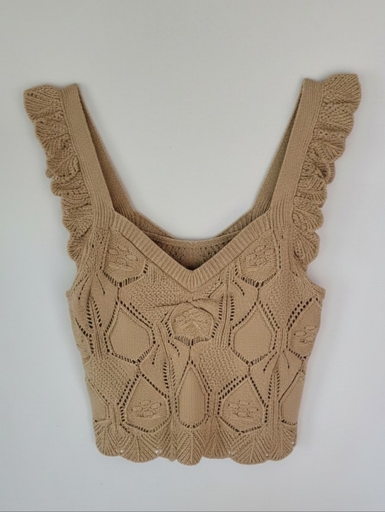 Chelsea & Violet Tops - NWT Chelsea & Violet Boho Hippie Festival Crochet Ruffle Tank Top Women's Small